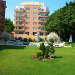 Sunrise Complex 公寓 金沙