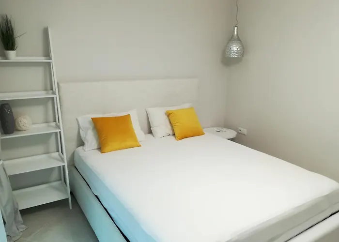 アパート Sunrise Complex