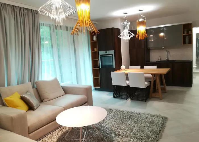 Daire Sunrise Complex *