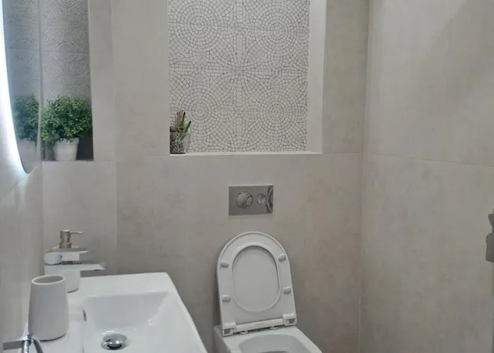 アパート Sunrise Complex